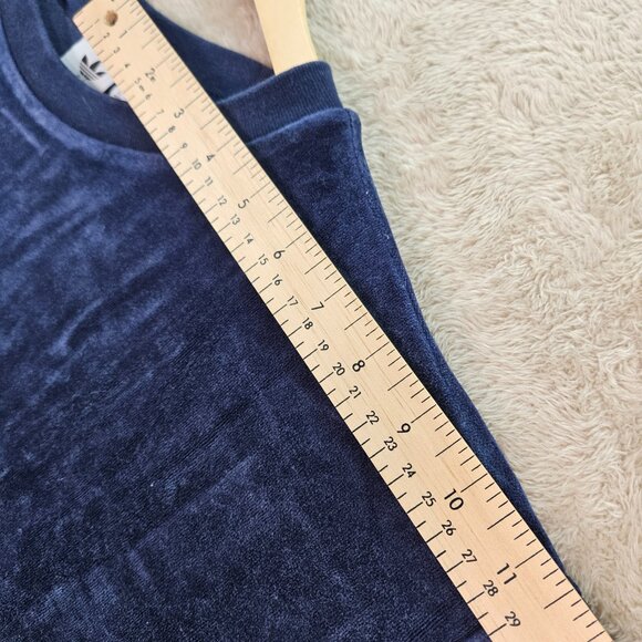 Adidas Sweatshirt Men's Size 1X Blue Velour Pullover Sweater Trefoil Embroidered - Picture 6 of 16